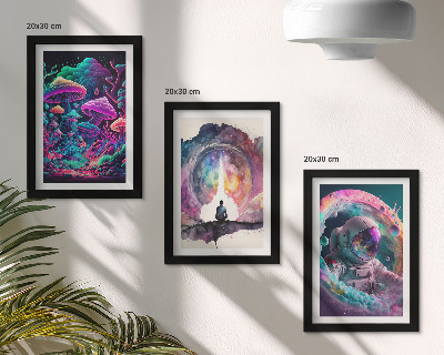 Tríptico enmarcado Ilustraciones coloridas al estilo del arte fantástico.
