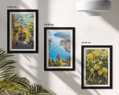 Juego de 3 cuadros decorativos Calles costeras pintorescas con vistas al mar y a los limoneros.