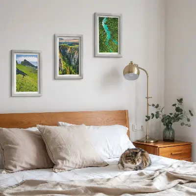 Juego de 3 cuadros decorativos con diseño de paisajes verdes de montaña, río y rocas