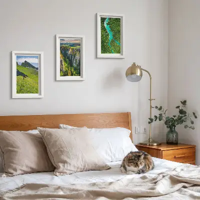 Juego de 3 cuadros decorativos con diseño de paisajes verdes de montaña, río y rocas