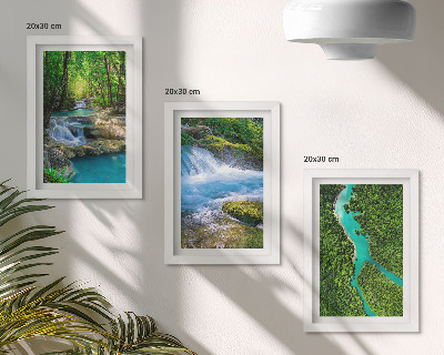 Tríptico enmarcado Bosques verdes y aguas cristalinas de los ríos.