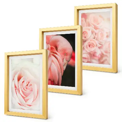 Tríptico enmarcado con diseño de rosas pastel y flamencos en tonos delicados