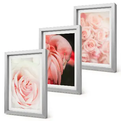 Tríptico enmarcado con diseño de rosas pastel y flamencos en tonos delicados