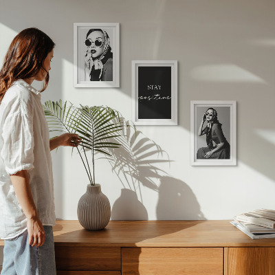 Juego de 3 cuadros decorativos Retratos elegantes de mujeres con gafas de sol