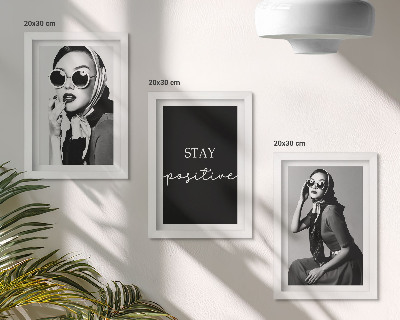Juego de 3 cuadros decorativos Retratos elegantes de mujeres con gafas de sol