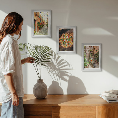Tríptico enmarcado Calles encantadoras con plantas y pizza italiana