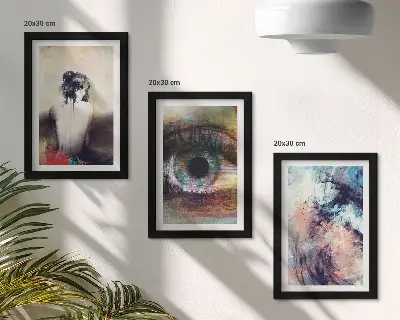 Tríptico enmarcado retrato de un ojo de mujer con colores abstractos que expresan emociones