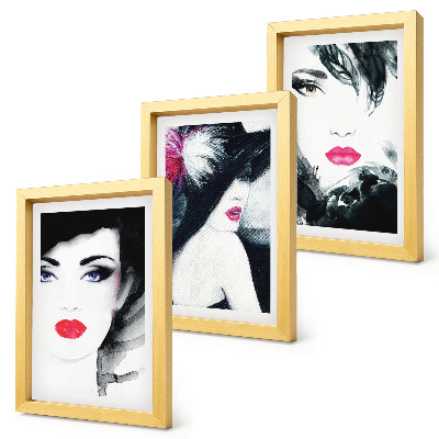 Tríptico enmarcado Retratos pintados de mujeres con labios expresivos