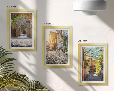 Juego de 3 cuadros decorativos con diseño de calles encantadoras con edificios y portones de piedra