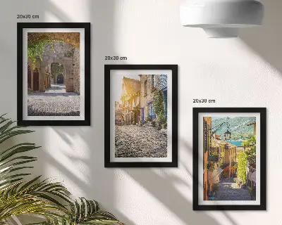 Juego de 3 cuadros decorativos con diseño de calles encantadoras con edificios y portones de piedra