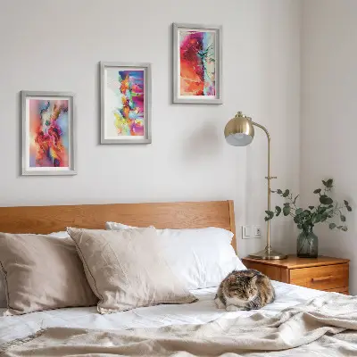 Juego de 3 cuadros decorativos con diseño de abstracciones coloridas y formas dinámicas
