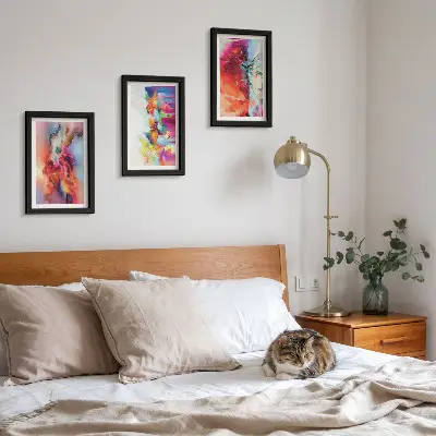 Juego de 3 cuadros decorativos con diseño de abstracciones coloridas y formas dinámicas