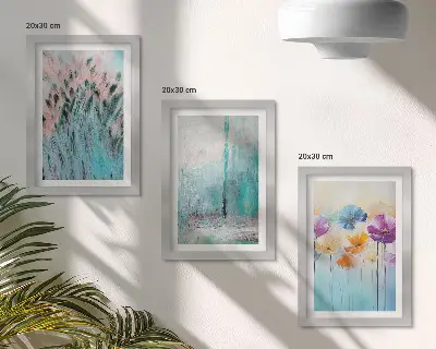 Juego de 3 cuadros decorativos con diseño de flores sobre fondo de colores pastel y delicados estampados