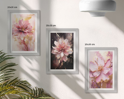 Tríptico enmarcado Composiciones florales en tonos rosas y blancos.