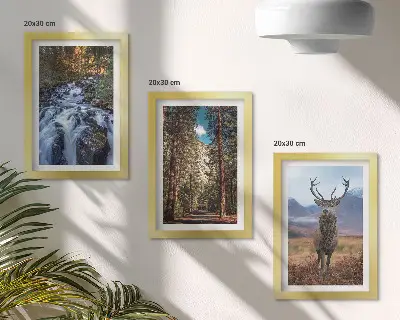 Juego de 3 cuadros decorativos de cascada en el bosque con montañas y ciervos