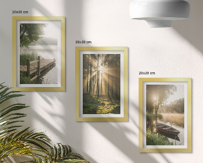 Juego de 3 cuadros decorativos Un lago tranquilo, un bosque y un barco en la niebla matutina.