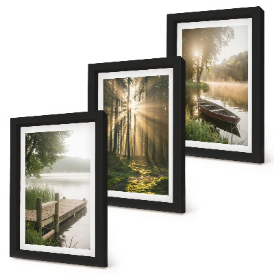 Juego de 3 cuadros decorativos Un lago tranquilo, un bosque y un barco en la niebla matutina.