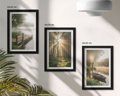 Juego de 3 cuadros decorativos Un lago tranquilo, un bosque y un barco en la niebla matutina.