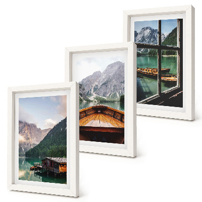 Juego de 3 cuadros decorativos Lago de montaña con un bote y casas de madera.