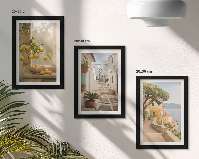 Juego de 3 cuadros decorativos Vista de los cítricos desde la ventana y arquitectura costera.