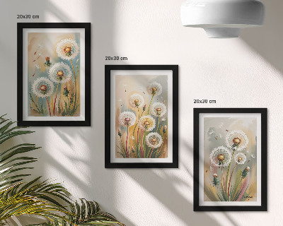 Juego de 3 cuadros decorativos Flores de diente de león sobre un fondo de hierbas en tonos pastel.