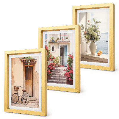 Juego de 3 cuadros decorativos Encantadoras calles costeras con flores y bicicletas.