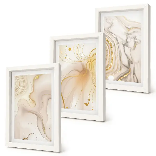 Tríptico de pintura con patrones abstractos enmarcado con diseño de pintura derramada