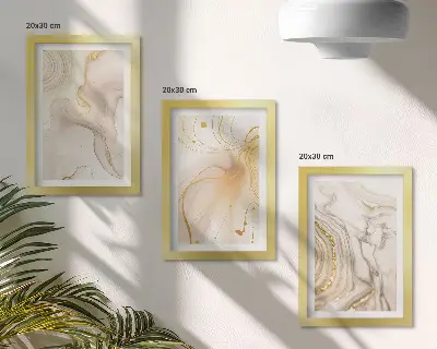 Tríptico de pintura con patrones abstractos enmarcado con diseño de pintura derramada