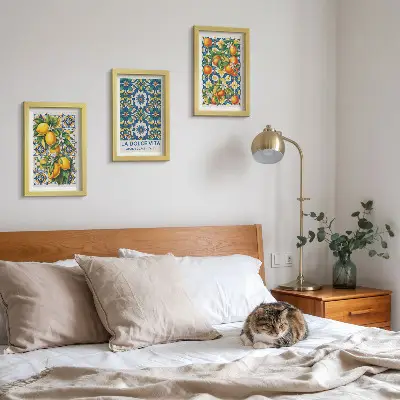 Juego de 3 cuadros decorativos con motivos cítricos y estampados abstractos coloridos