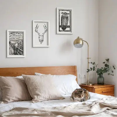 Juego de 3 cuadros decorativos con diseño inspirado en El Grito que integra una calavera y un búho en estilo gráfico