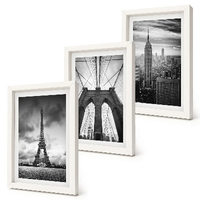 Juego de 3 cuadros decorativos Torres y puentes en tonos monocromáticos.