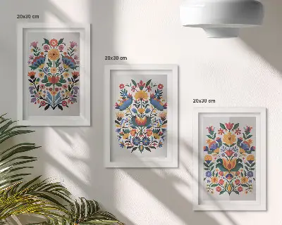 Tríptico enmarcado con estampados florales en colores intensos sobre fondo blanco