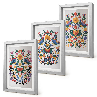Tríptico enmarcado Estampados florales en colores intensos sobre un fondo blanco