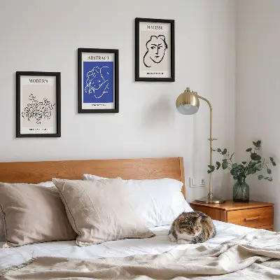 Tríptico enmarcado con diseños abstractos al estilo de Henri Matisse
