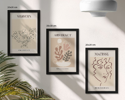 Tríptico enmarcado Motivos vegetales y líneas en un estilo moderno.