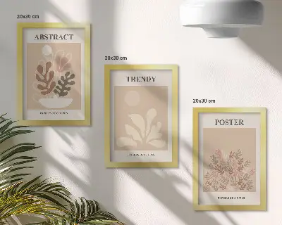 Tríptico enmarcado con motivos vegetales en tonos beige y marrón