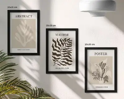 Tríptico enmarcado con diseños vegetales en tonos beige y marrón