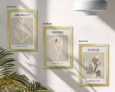 Tríptico enmarcado Diseños vegetales en tonos beige y marrón.