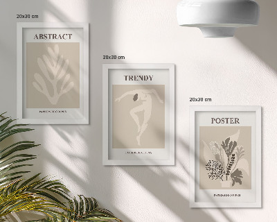Tríptico enmarcado Diseños vegetales en tonos beige y marrón.