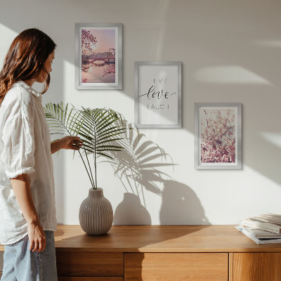 Juego de 3 cuadros decorativos Motivos florales con un puente y una inscripción