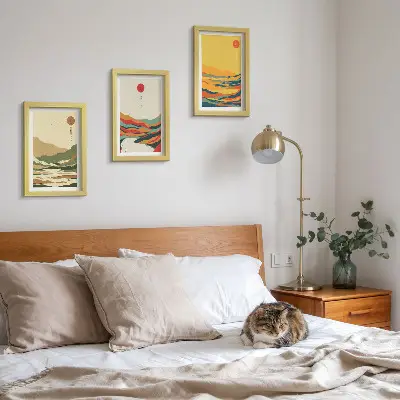 Juego de 3 cuadros decorativos con diseños coloridos de montañas y ríos al estilo Japandi
