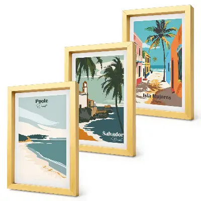 Tríptico de paisajes tropicales con playas y palmeras enmarcado