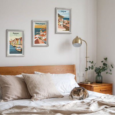 Juego de 3 cuadros decorativos Vistas de ciudades costeras y portuarias europeas.