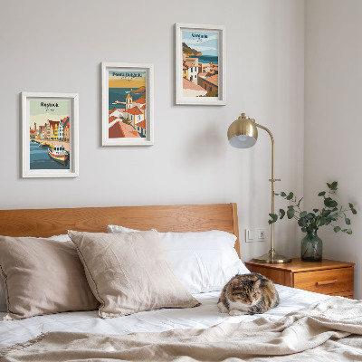 Juego de 3 cuadros decorativos Vistas de ciudades costeras y portuarias europeas.
