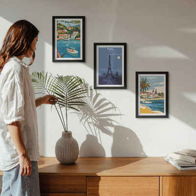 Juego de 3 cuadros decorativos Vistas de ciudades costeras y su arquitectura.