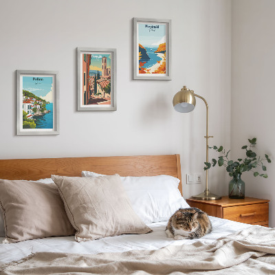 Tríptico enmarcado Paisajes pintorescos con un estilo retro.