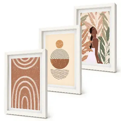 Tríptico enmarcado con diseños elegantes de motivos vegetales y formas geométricas