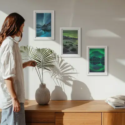 Juego de 3 cuadros decorativos con diseño de paisaje invernal de montañas y auroras boreales