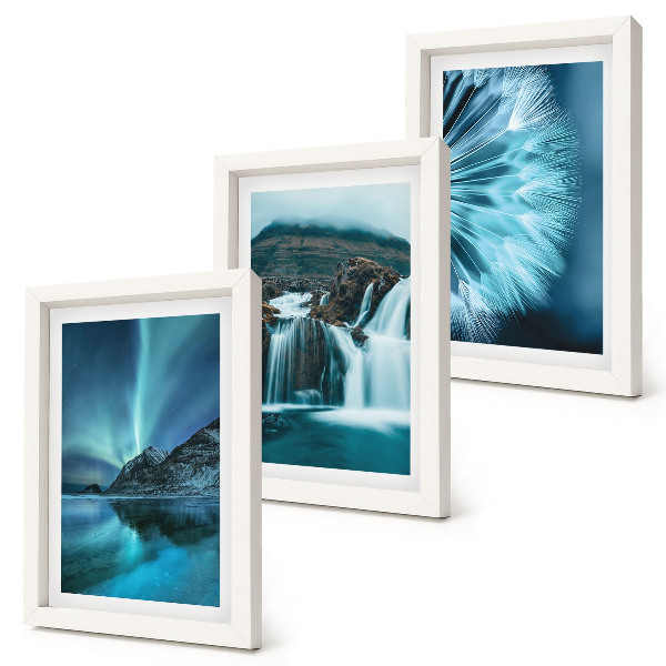 Juego de 3 cuadros decorativos Paisajes invernales con cascadas y auroras boreales.