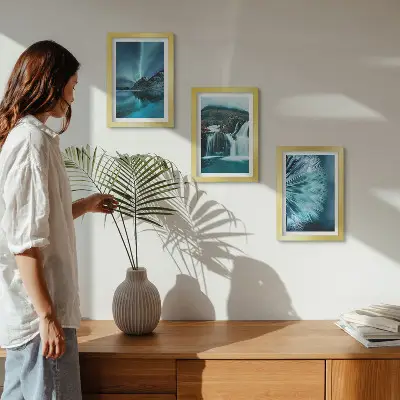 Juego de 3 cuadros decorativos con paisajes invernales de cascadas y auroras boreales